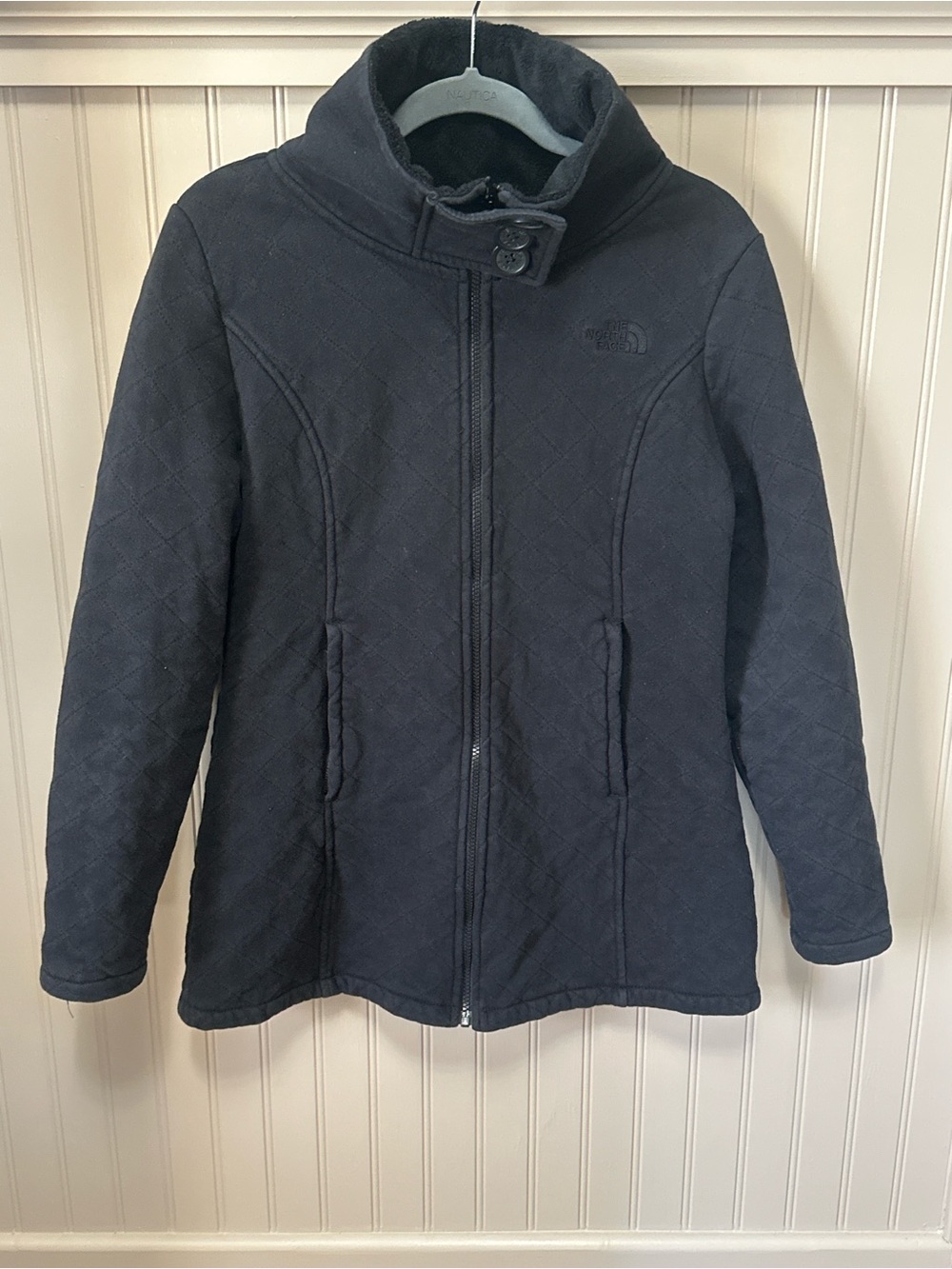 The North Face Women's size Large Quilted Jacket in Black